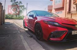 تۆیۆتا کامری